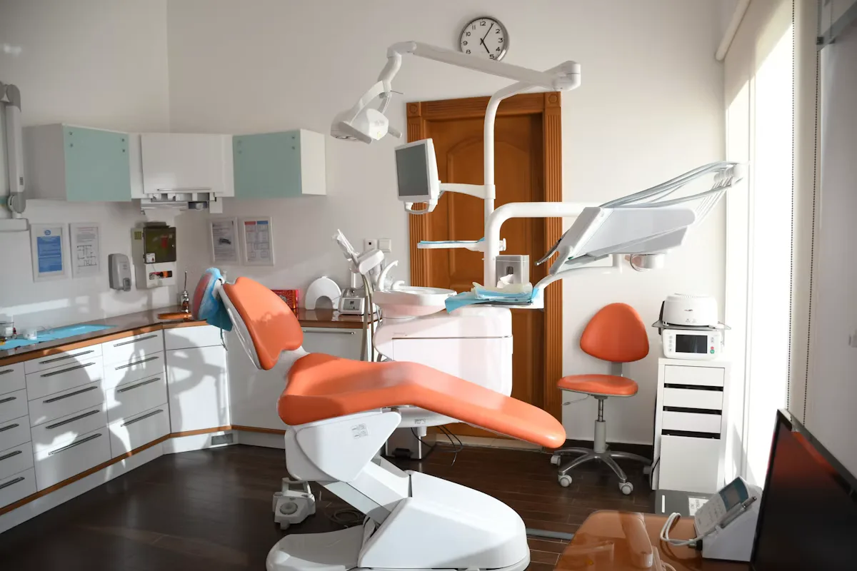 ¿Quién es candidato a implantes dentales?